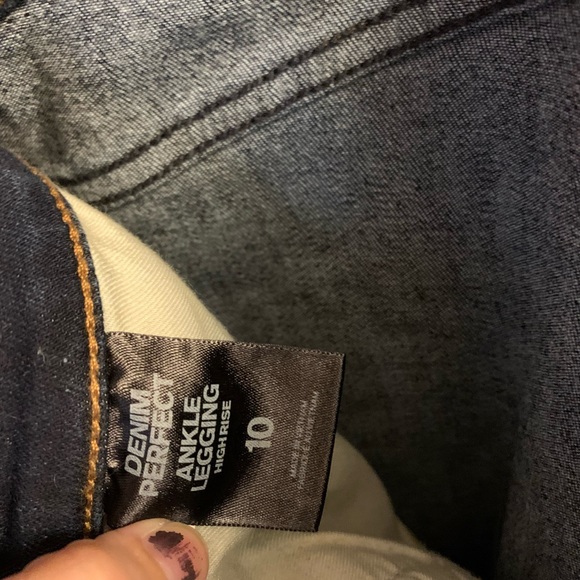 Express jean - Picture 5 of 8